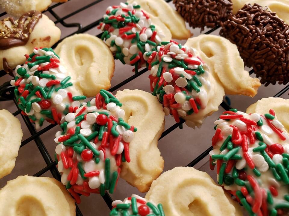 Xmas cookies with sprinkles